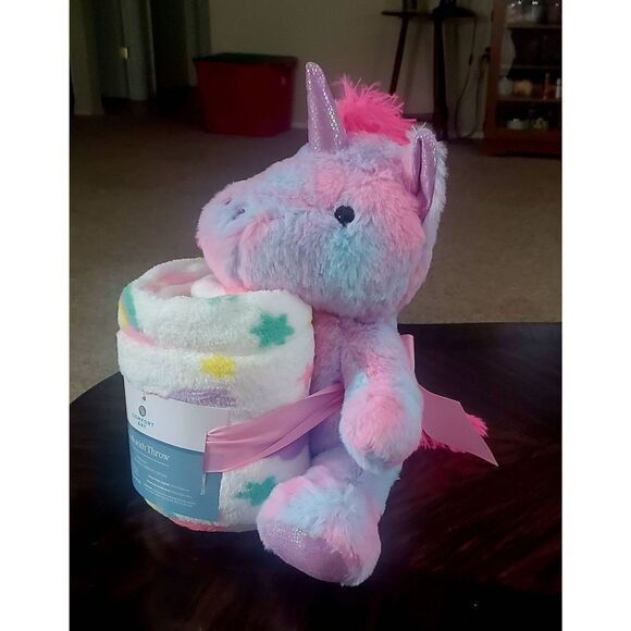 NEW WITH TAGS COMFORT BAY UNICORN PLUSH WITH THROW - Picture 1 of 5